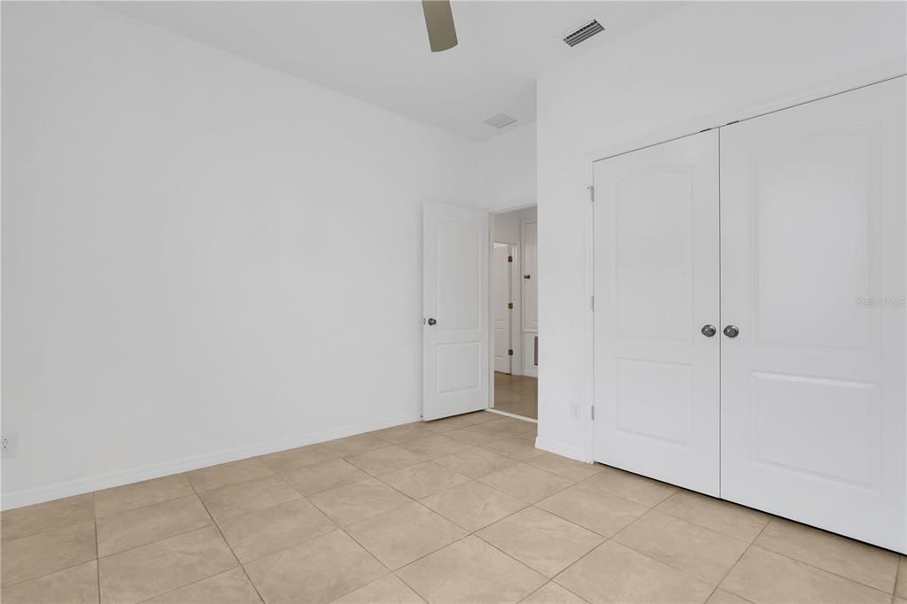 For Sale: $345,000 (3 beds, 2 baths, 1717 Square Feet)