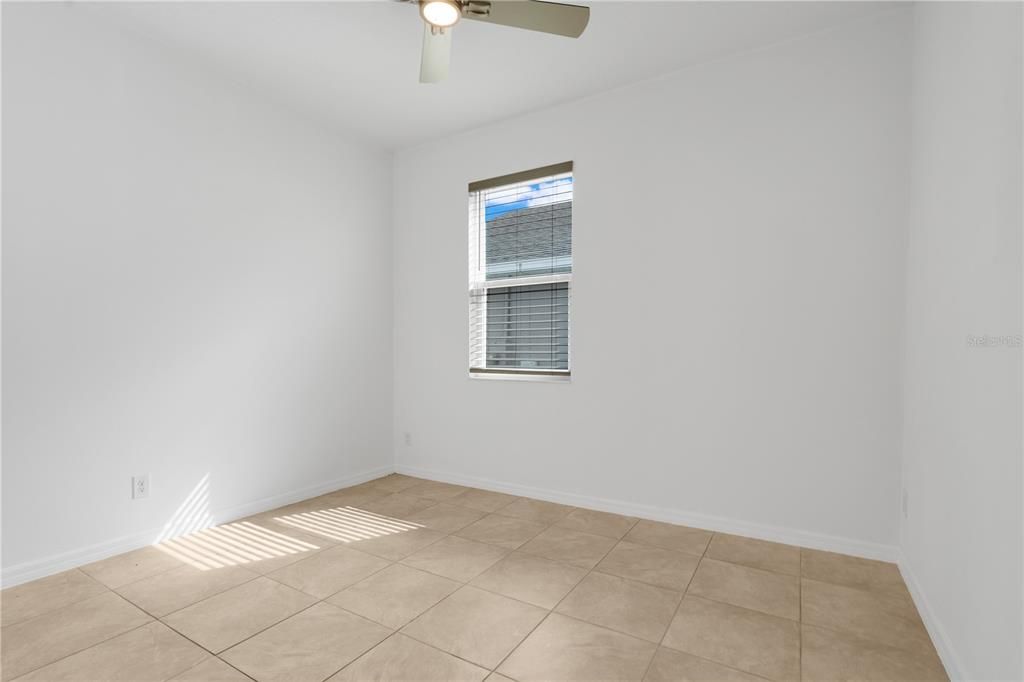 For Sale: $345,000 (3 beds, 2 baths, 1717 Square Feet)