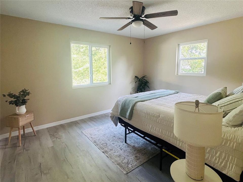 For Sale: $259,000 (3 beds, 2 baths, 1256 Square Feet)