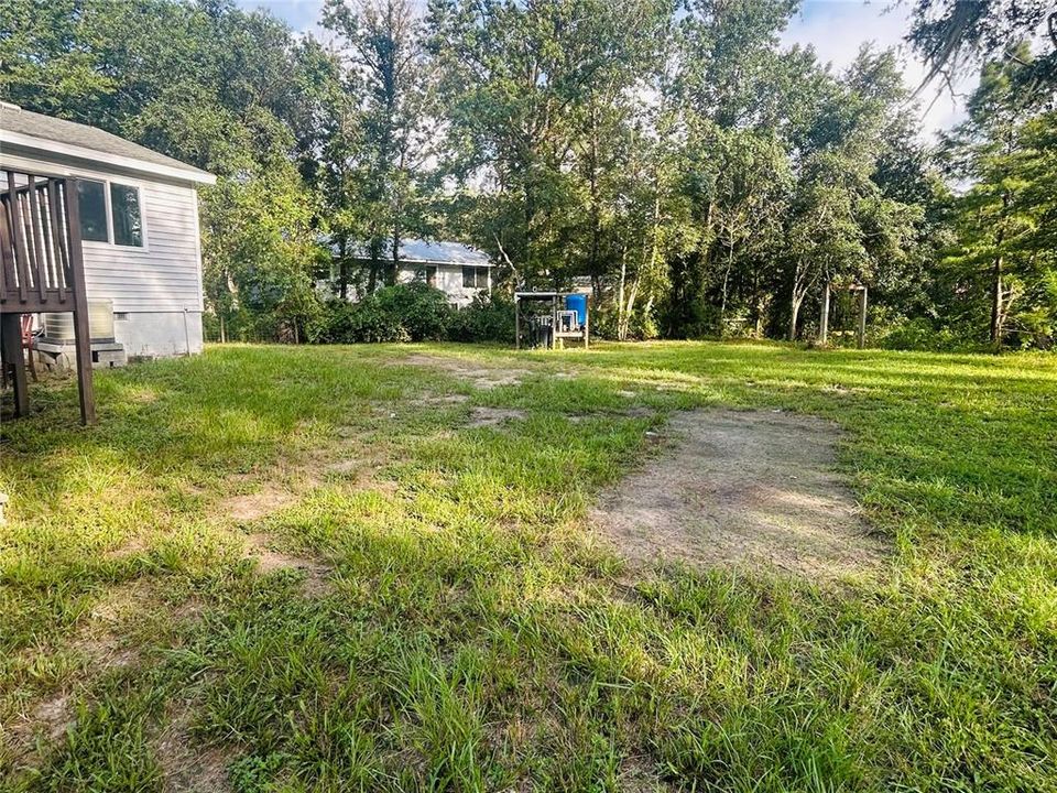 For Sale: $259,000 (3 beds, 2 baths, 1256 Square Feet)