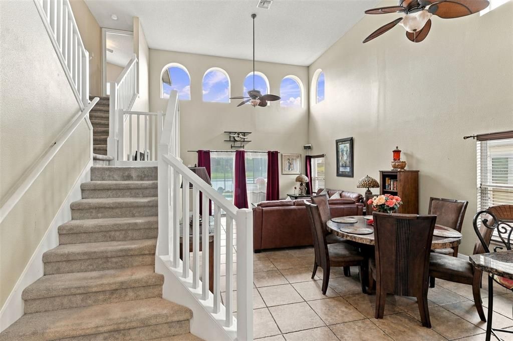 En Venta: $595,000 (6 camas, 3 baños, 2502 Pies cuadrados)