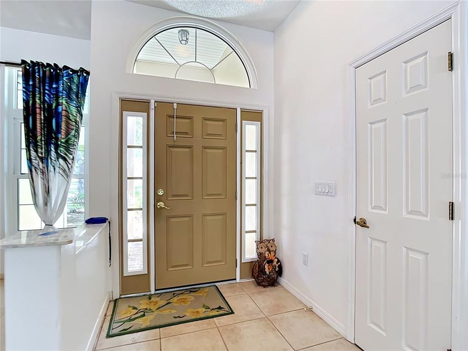 En Venta: $495,000 (4 camas, 2 baños, 2308 Pies cuadrados)
