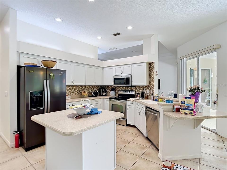 En Venta: $495,000 (4 camas, 2 baños, 2308 Pies cuadrados)