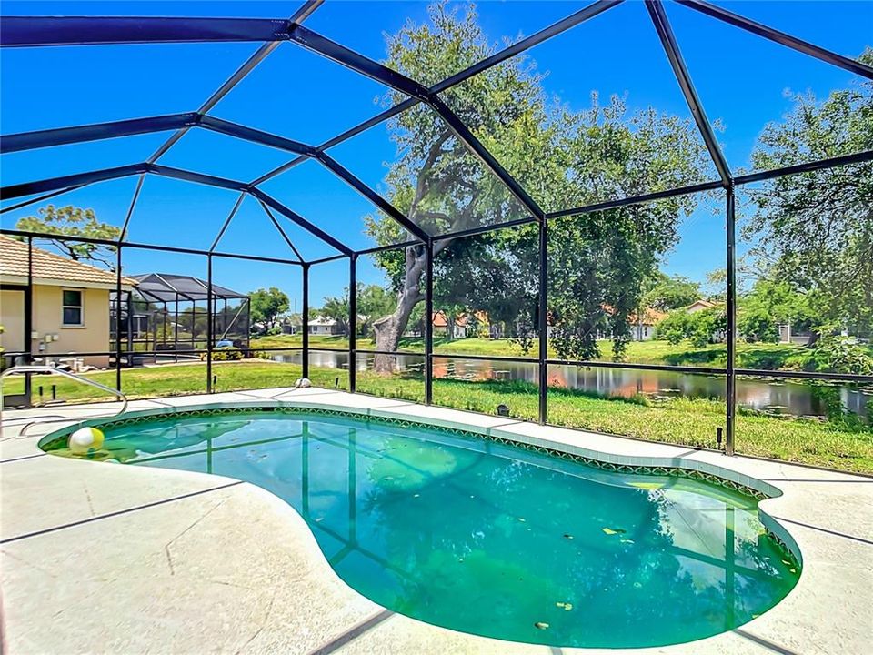 En Venta: $495,000 (4 camas, 2 baños, 2308 Pies cuadrados)