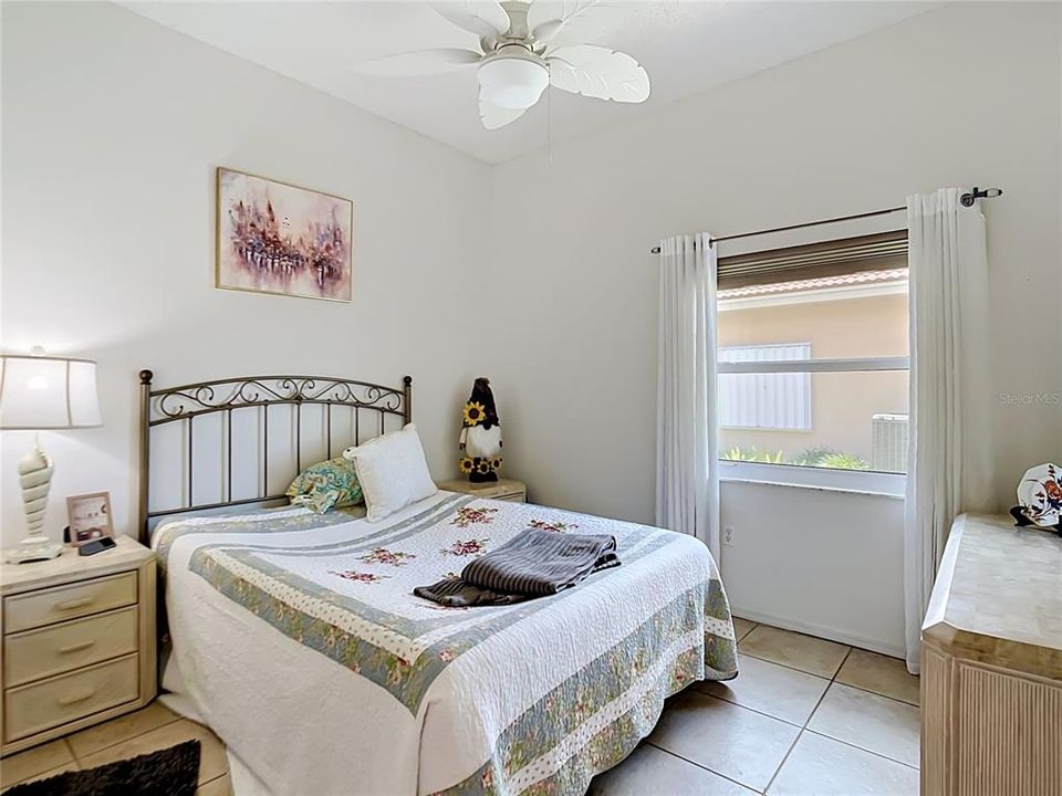 En Venta: $495,000 (4 camas, 2 baños, 2308 Pies cuadrados)