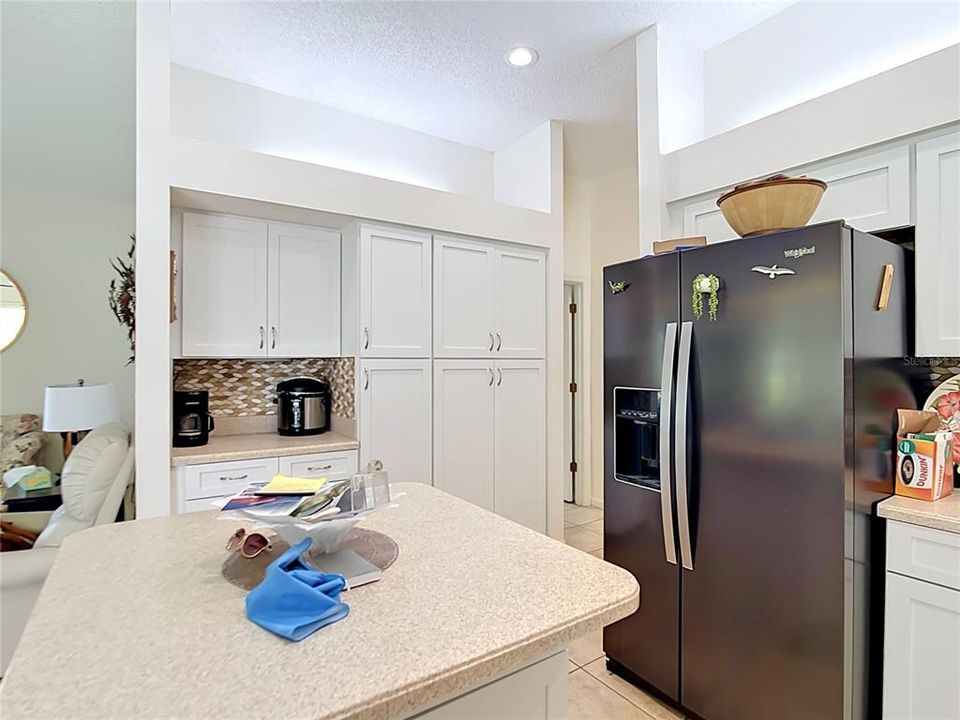 En Venta: $495,000 (4 camas, 2 baños, 2308 Pies cuadrados)