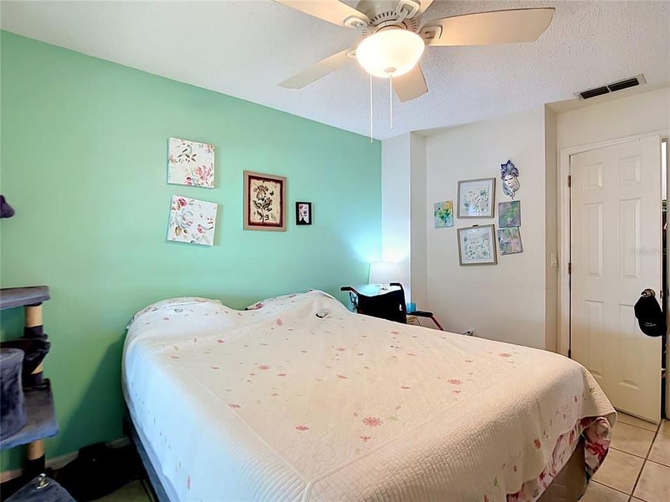 En Venta: $495,000 (4 camas, 2 baños, 2308 Pies cuadrados)