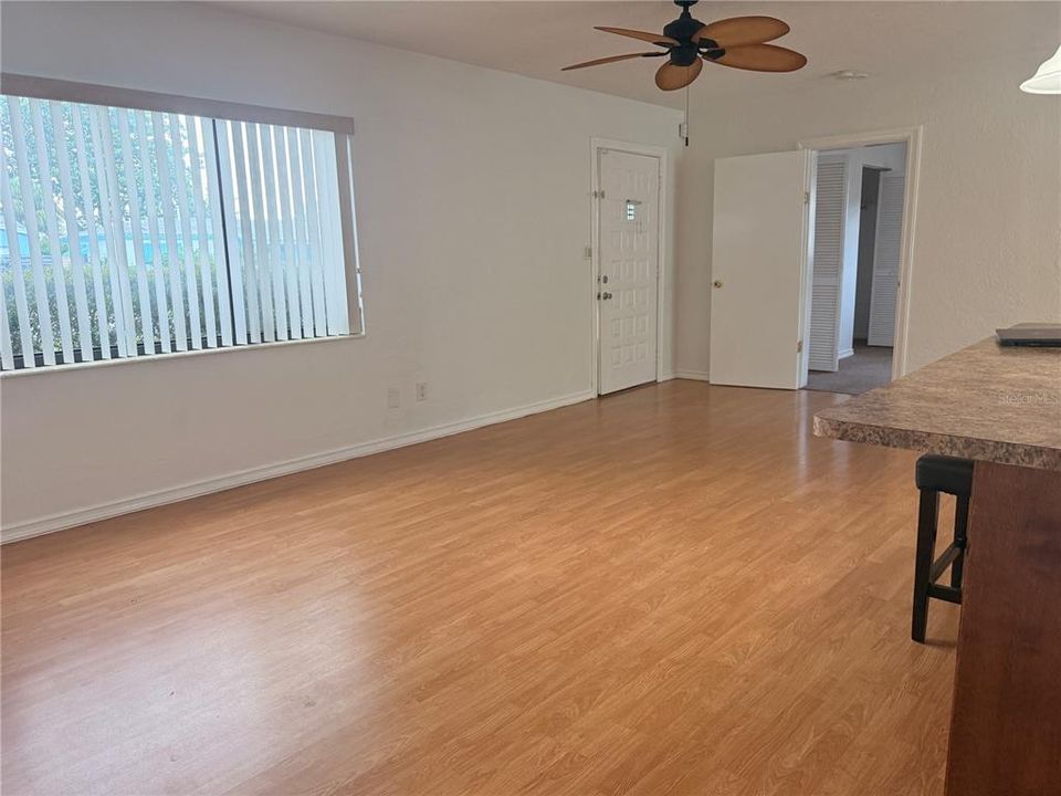 For Rent: $2,950 (3 beds, 3 baths, 1620 Square Feet)