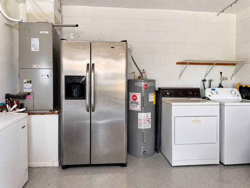 For Sale: $389,950 (4 beds, 2 baths, 1480 Square Feet)