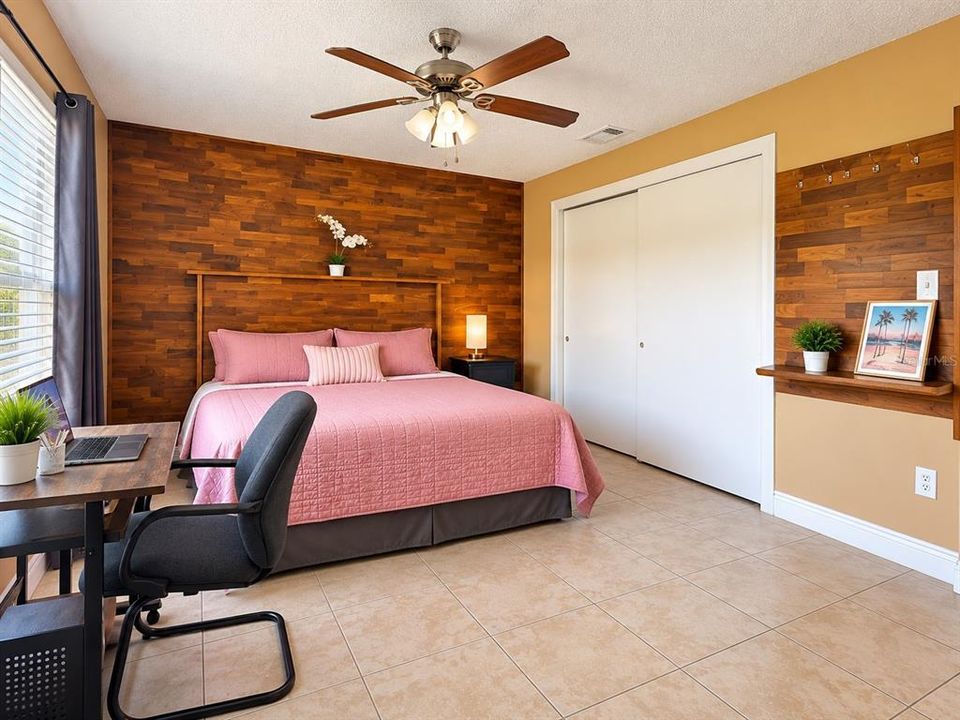 For Sale: $389,950 (4 beds, 2 baths, 1480 Square Feet)