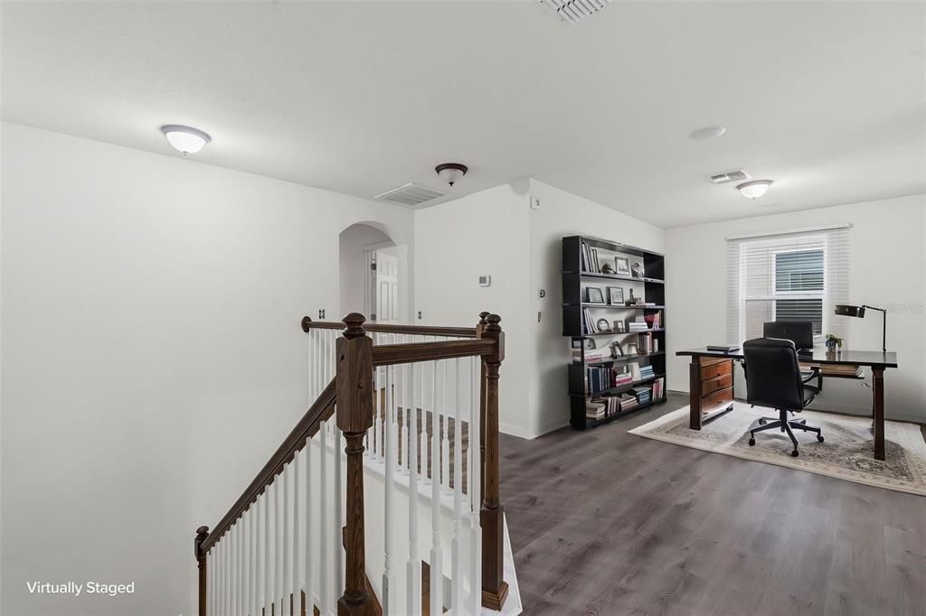 For Rent: $3,300 (3 beds, 2 baths, 1977 Square Feet)