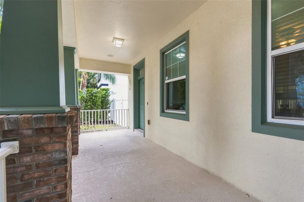 For Rent: $3,300 (3 beds, 2 baths, 1977 Square Feet)