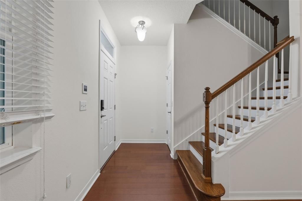 For Rent: $3,300 (3 beds, 2 baths, 1977 Square Feet)