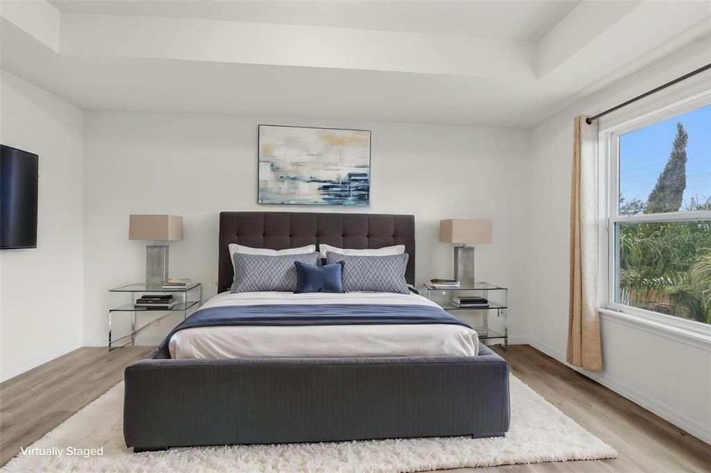 For Rent: $3,300 (3 beds, 2 baths, 1977 Square Feet)