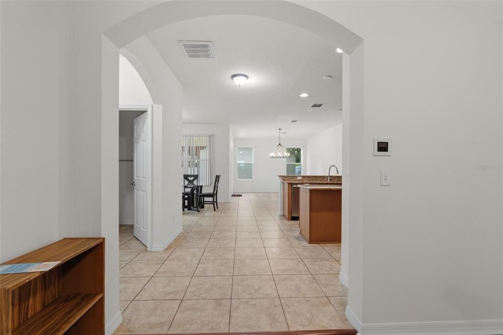 For Rent: $3,300 (3 beds, 2 baths, 1977 Square Feet)