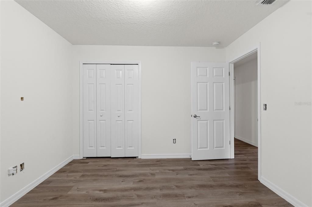 For Rent: $3,300 (3 beds, 2 baths, 1977 Square Feet)