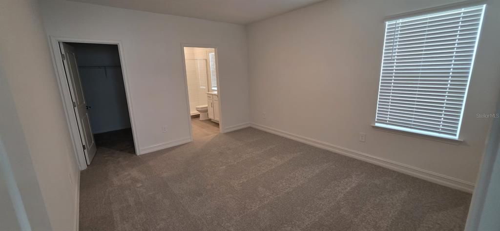 For Rent: $4,300 (5 beds, 4 baths, 3200 Square Feet)
