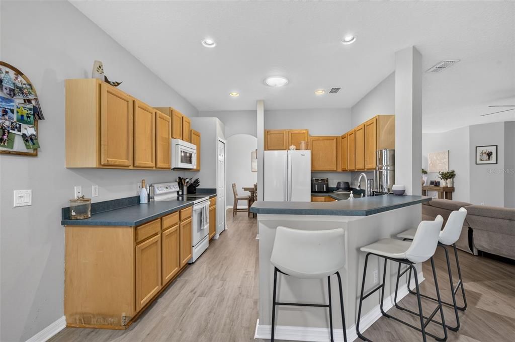 En Venta: $444,999 (3 camas, 2 baños, 1838 Pies cuadrados)