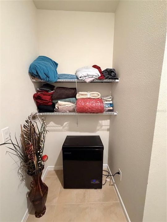 En Venta: $308,000 (2 camas, 2 baños, 1559 Pies cuadrados)