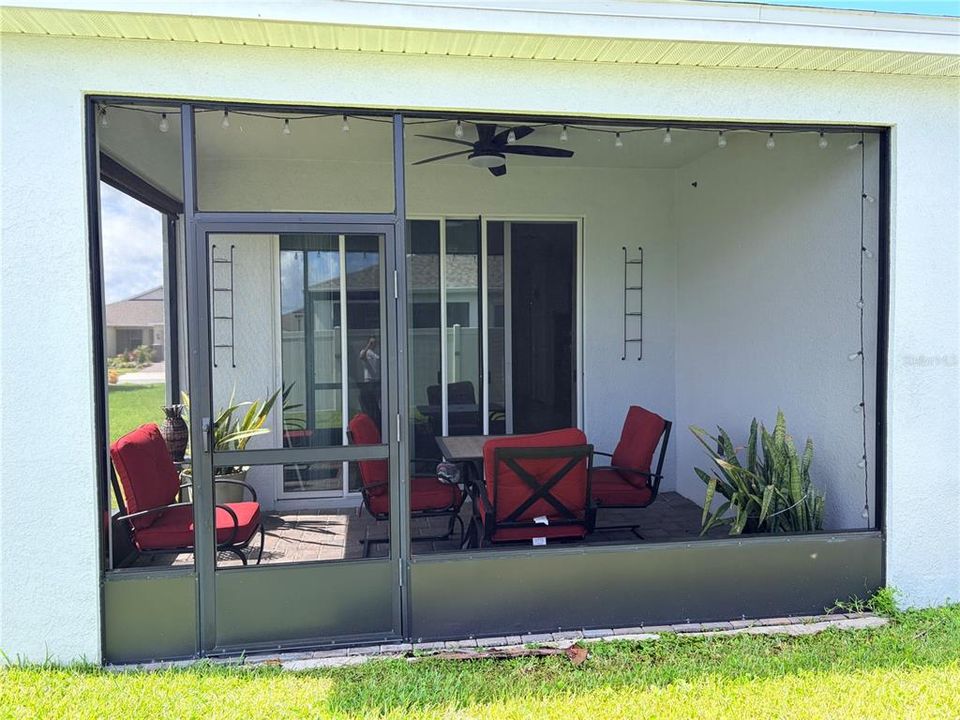 En Venta: $308,000 (2 camas, 2 baños, 1559 Pies cuadrados)