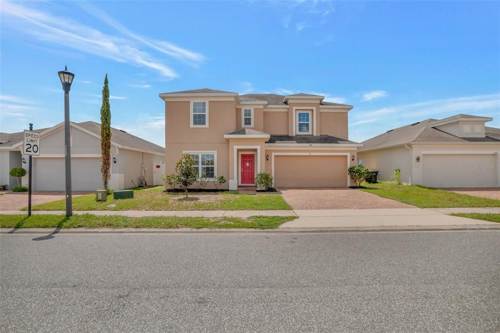 For Sale: $374,900 (5 beds, 3 baths, 2607 Square Feet)