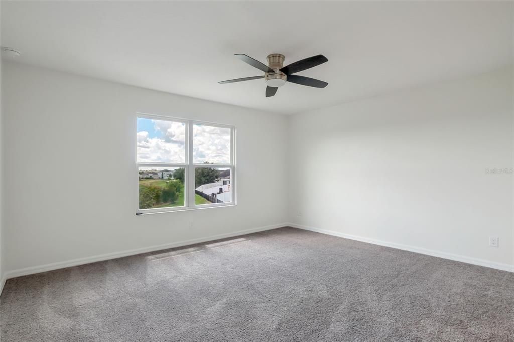 For Sale: $374,900 (5 beds, 3 baths, 2607 Square Feet)