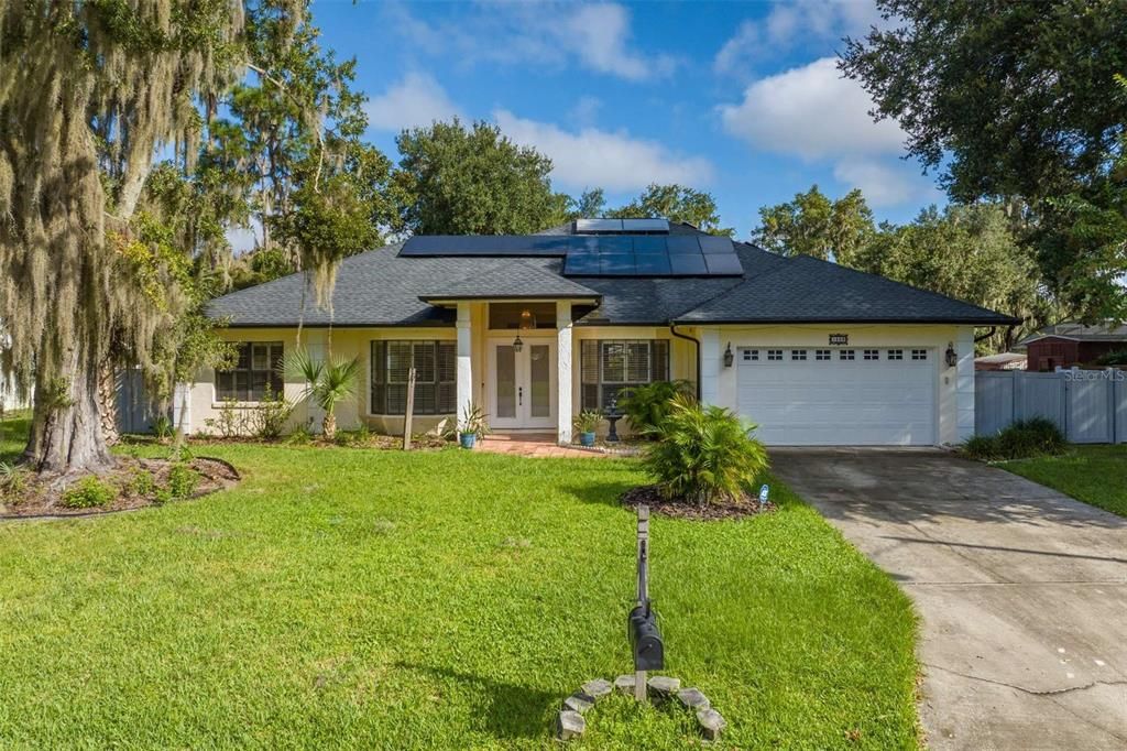 En Venta: $650,000 (4 camas, 3 baños, 2402 Pies cuadrados)