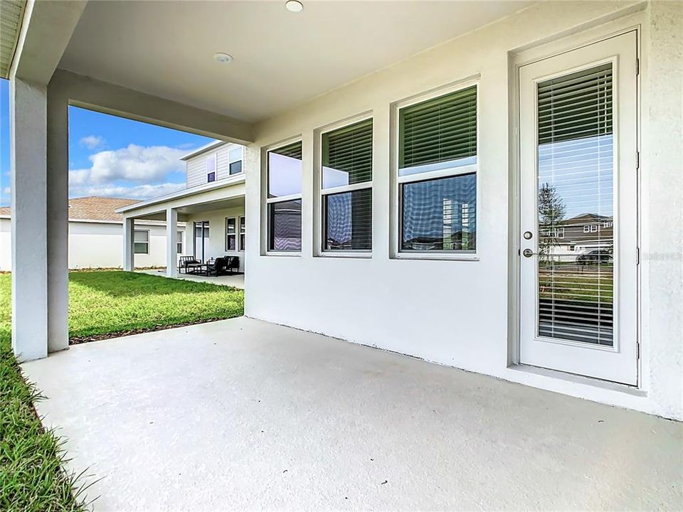 For Rent: $2,600 (4 beds, 3 baths, 2196 Square Feet)