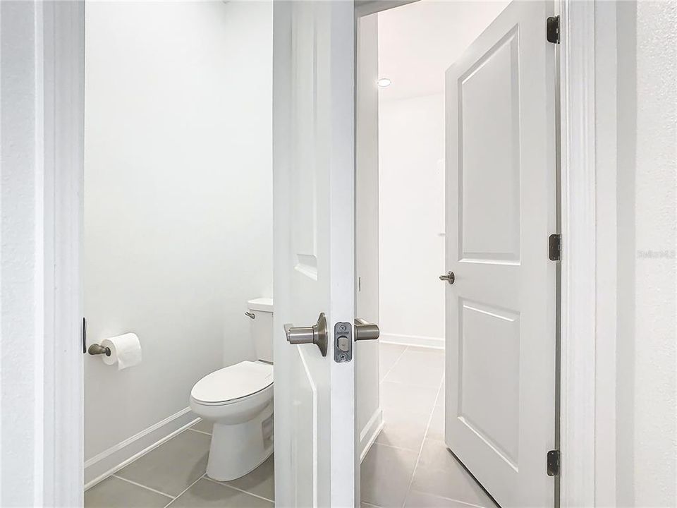 For Rent: $2,600 (4 beds, 3 baths, 2196 Square Feet)