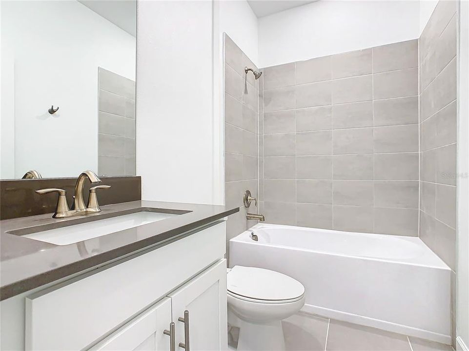 For Rent: $2,600 (4 beds, 3 baths, 2196 Square Feet)