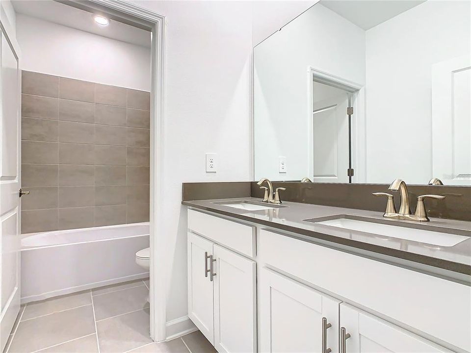 For Rent: $2,600 (4 beds, 3 baths, 2196 Square Feet)