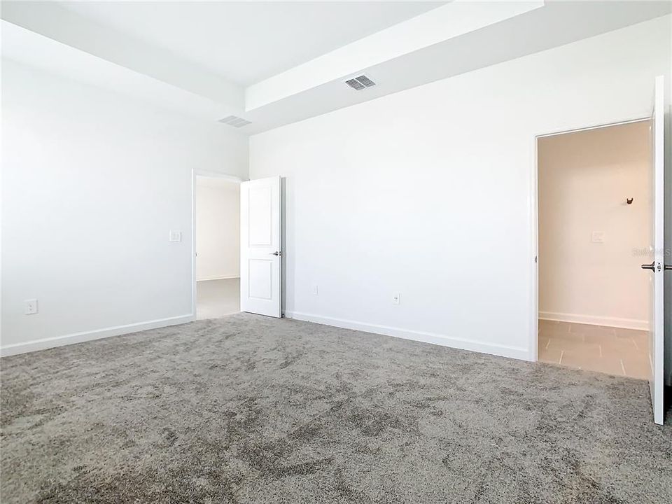 For Rent: $2,600 (4 beds, 3 baths, 2196 Square Feet)