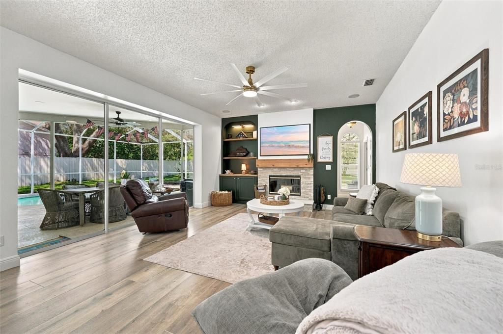 For Sale: $650,000 (4 beds, 3 baths, 2505 Square Feet)