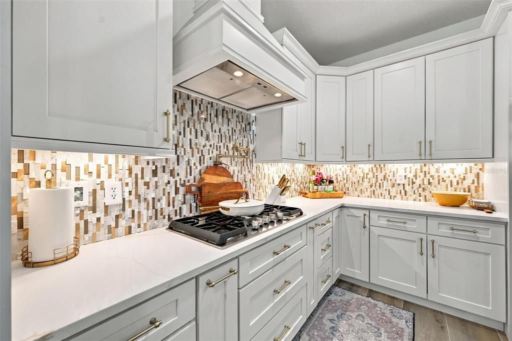 For Sale: $650,000 (4 beds, 3 baths, 2505 Square Feet)