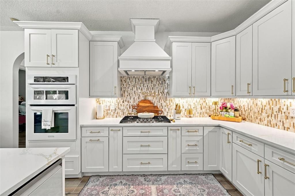 For Sale: $650,000 (4 beds, 3 baths, 2505 Square Feet)