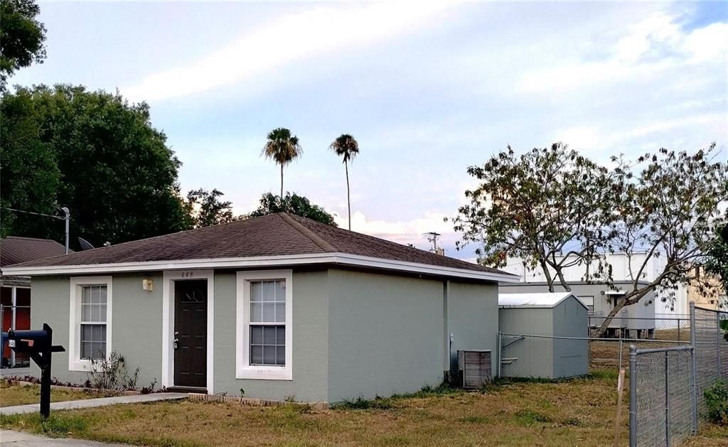 For Rent: $1,400 (2 beds, 1 baths, 625 Square Feet)