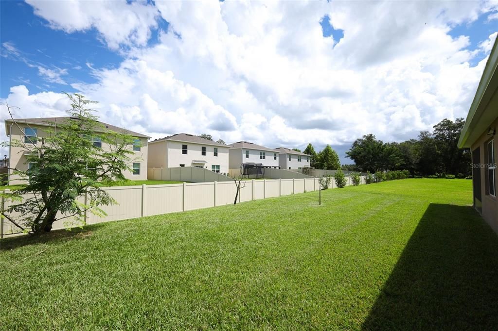 For Rent: $2,800 (4 beds, 2 baths, 1811 Square Feet)