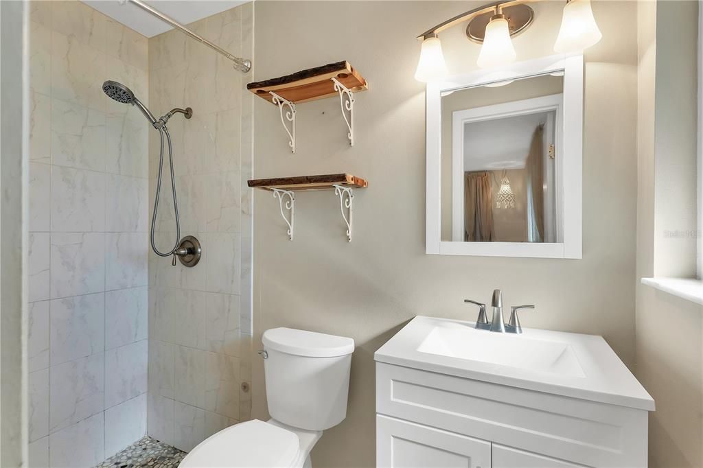 En Venta: $495,000 (2 camas, 2 baños, 1300 Pies cuadrados)