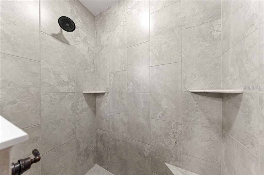 En Venta: $225,000 (2 camas, 2 baños, 1137 Pies cuadrados)