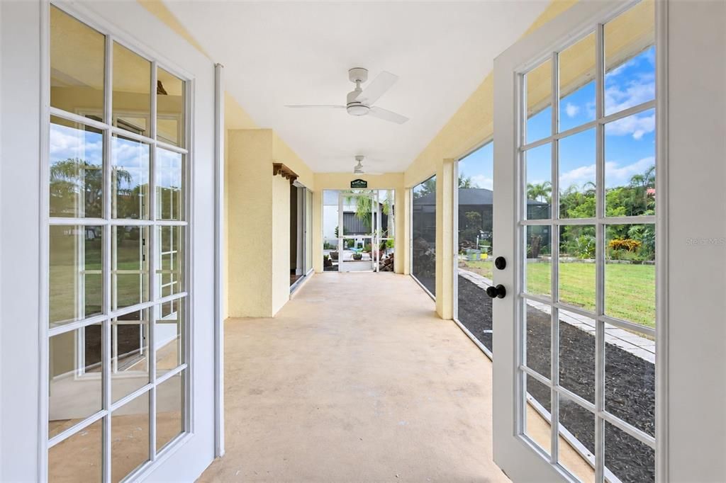 En Venta: $349,000 (3 camas, 2 baños, 1815 Pies cuadrados)