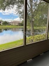 For Sale: $119,000 (1 beds, 1 baths, 729 Square Feet)