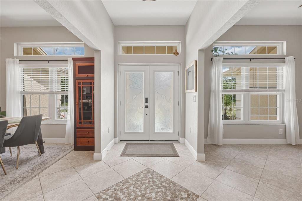 En Venta: $429,000 (4 camas, 2 baños, 2219 Pies cuadrados)