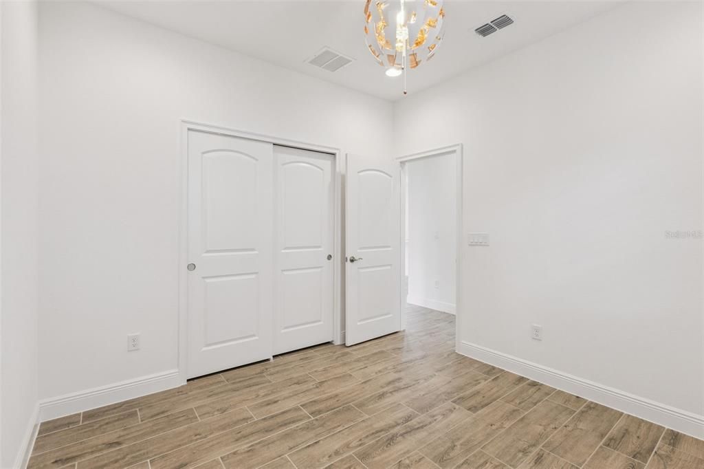 For Sale: $362,500 (3 beds, 2 baths, 1580 Square Feet)