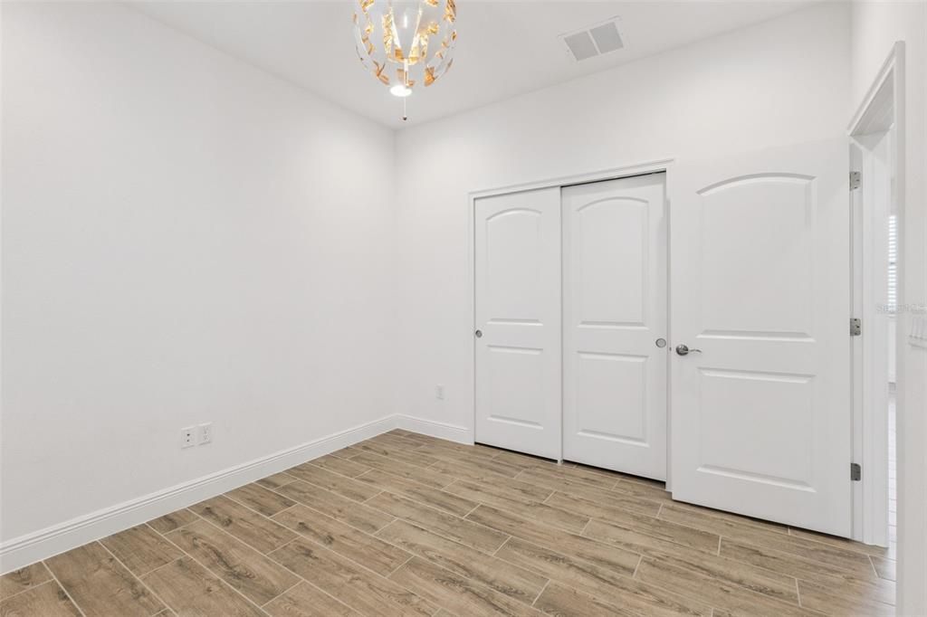 For Sale: $362,500 (3 beds, 2 baths, 1580 Square Feet)