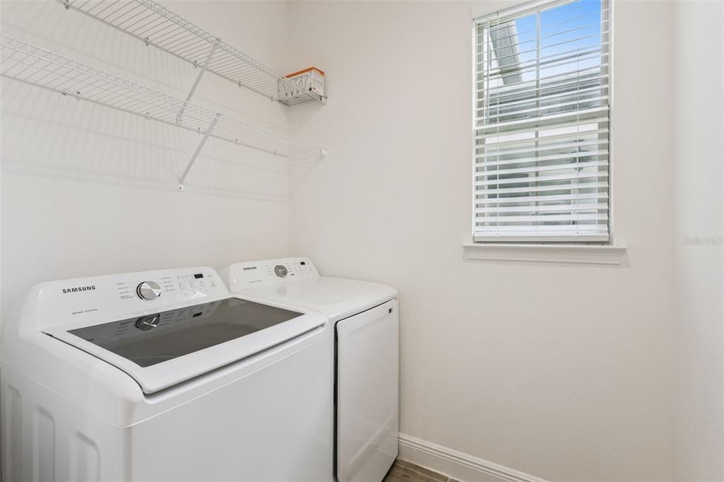For Sale: $362,500 (3 beds, 2 baths, 1580 Square Feet)