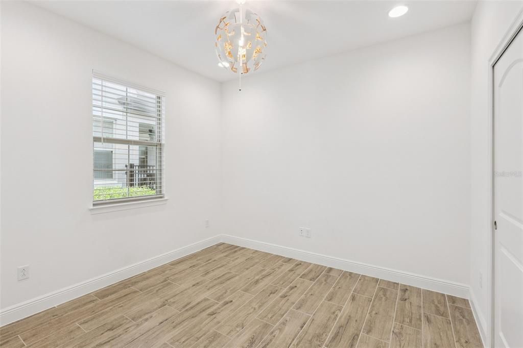 For Sale: $362,500 (3 beds, 2 baths, 1580 Square Feet)