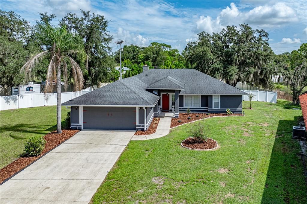 For Sale: $429,900 (3 beds, 2 baths, 1975 Square Feet)