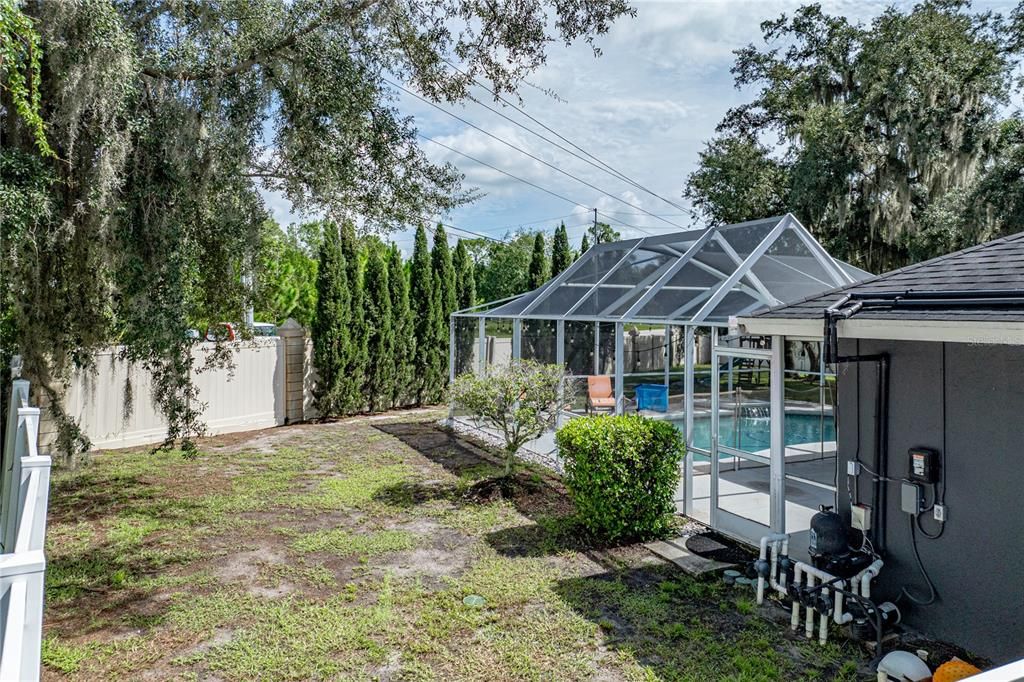 For Sale: $429,900 (3 beds, 2 baths, 1975 Square Feet)