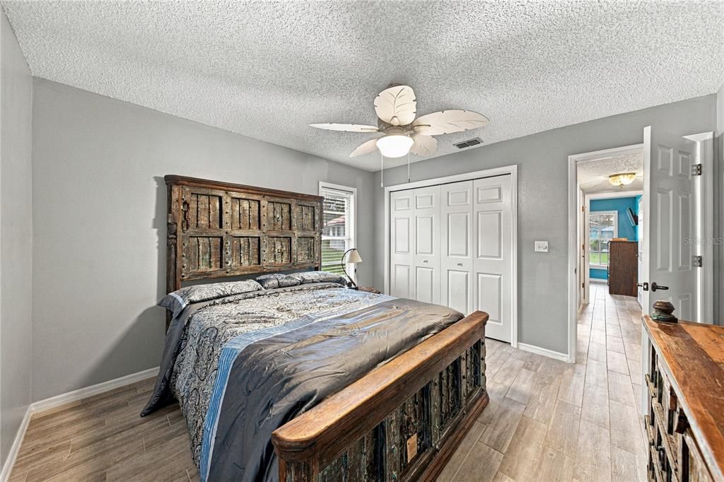 For Sale: $429,900 (3 beds, 2 baths, 1975 Square Feet)