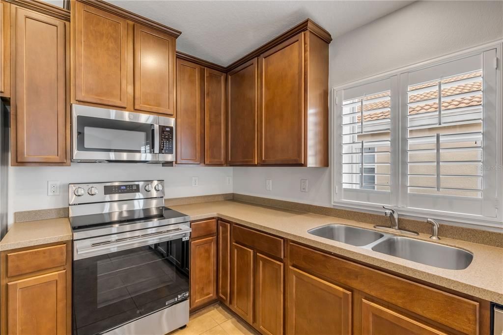 En Venta: $439,900 (4 camas, 2 baños, 2202 Pies cuadrados)